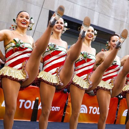 The New York Radio City Rockettes