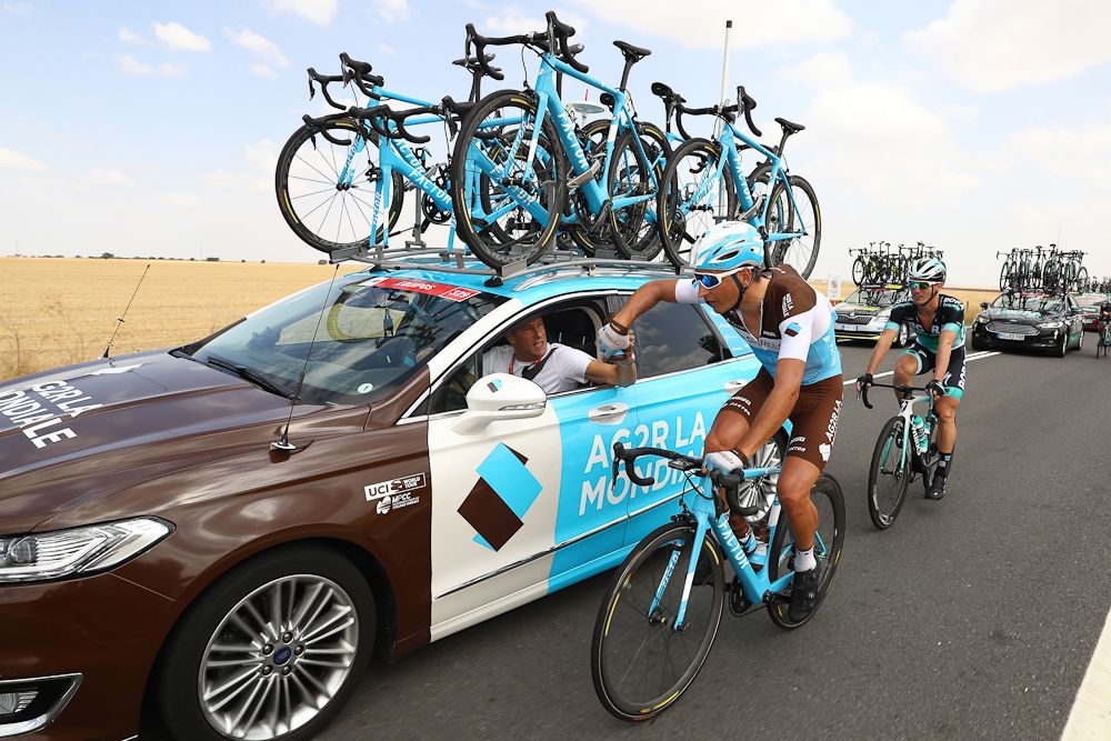 Nans Peters makes a stop at the AG2R team car
