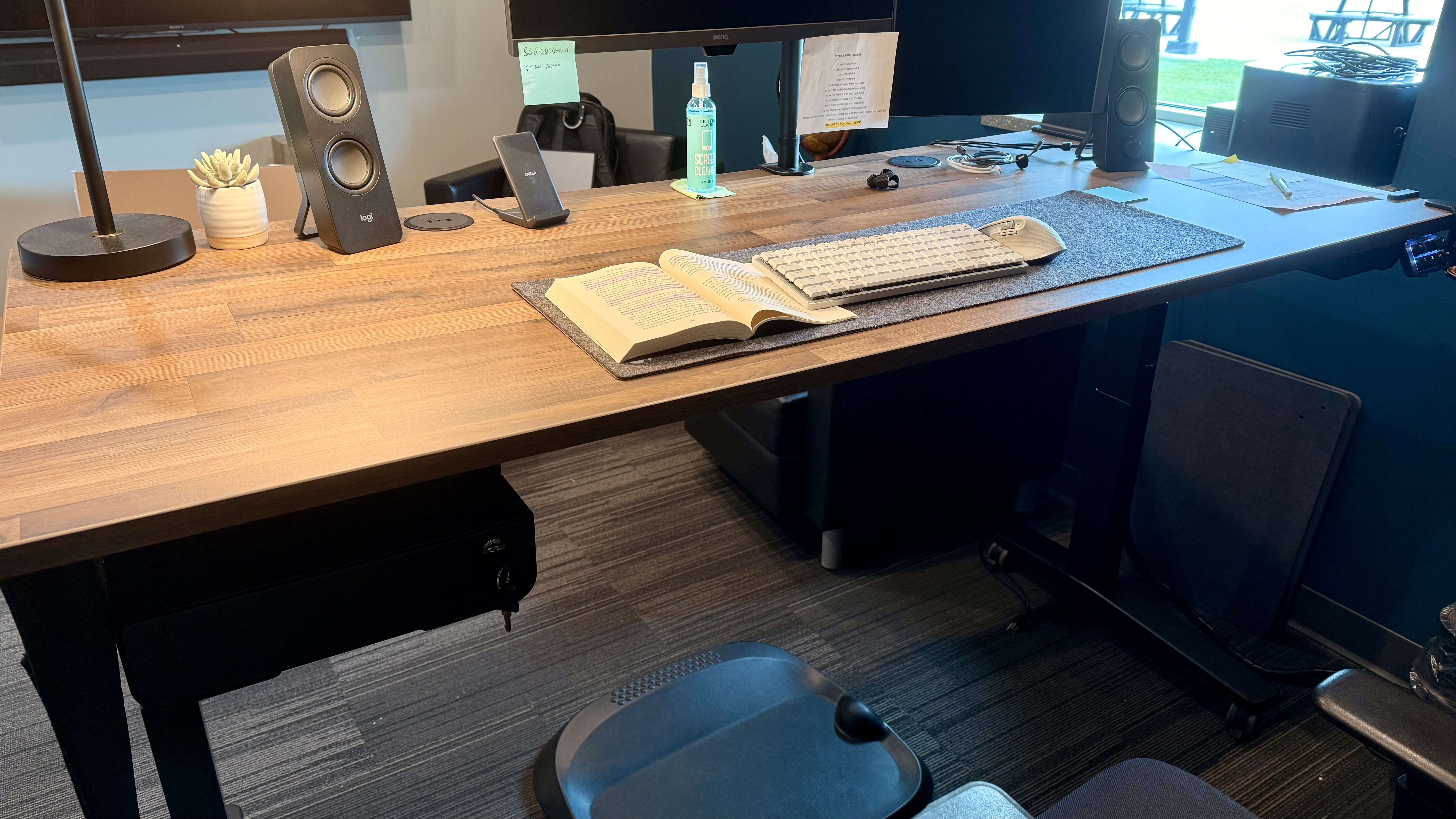 Uplift | Standing Desk V3