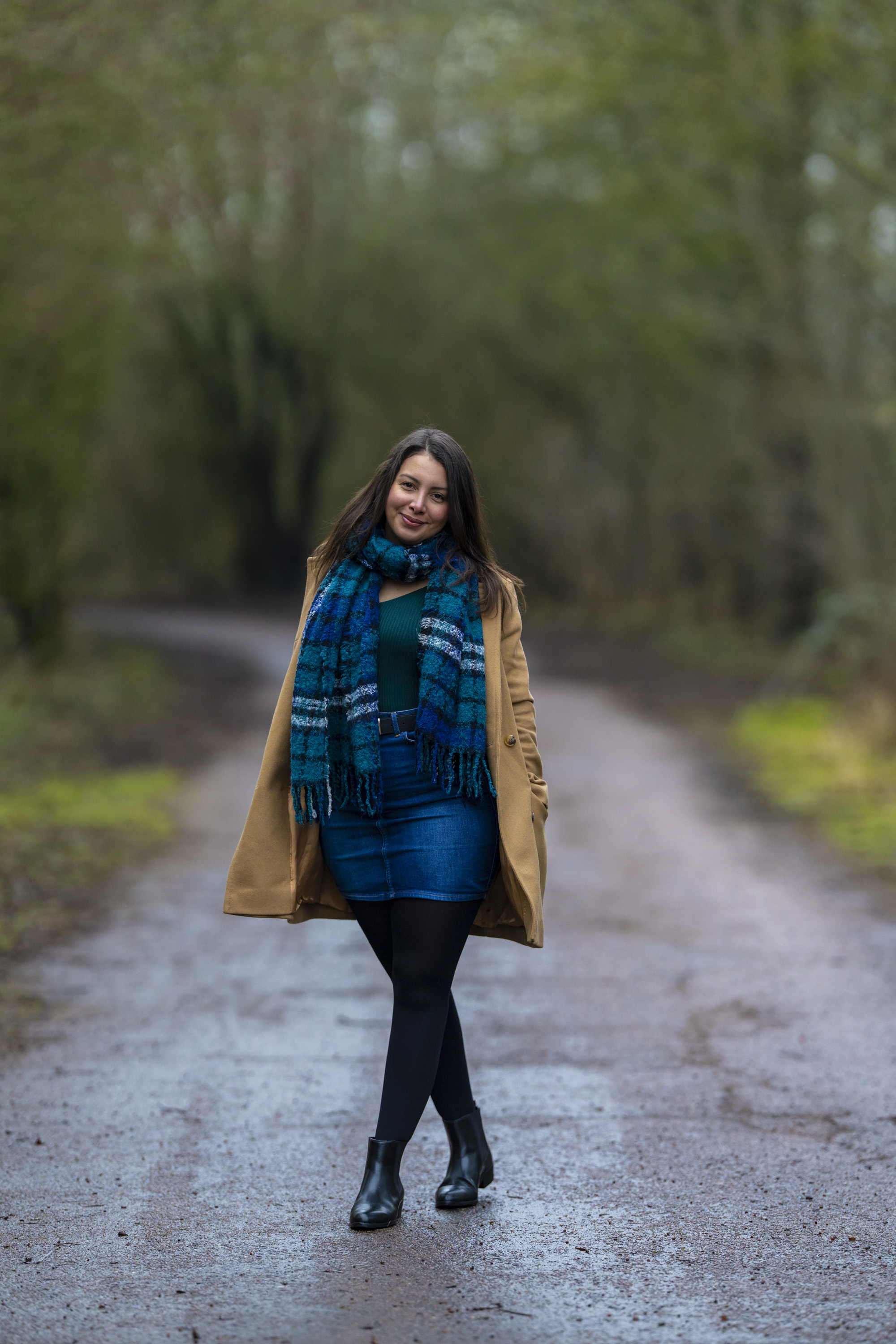 Test shots of a female model taken with the Sigma 135mm f/1.4 DG | Art lens on a Sony A7R IV body to show different aperture values
