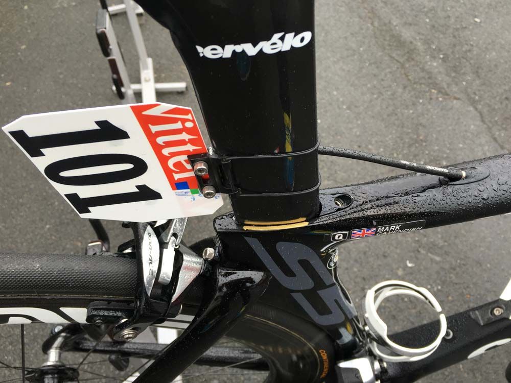 Mark Cavendish's number is pinned to the seatpost.