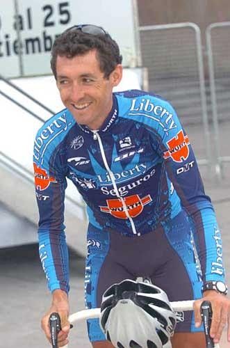 Roberto Heras (Liberty Seguros) looking much happier at the start in Logro&ntilde;o than he did at the end of the day.