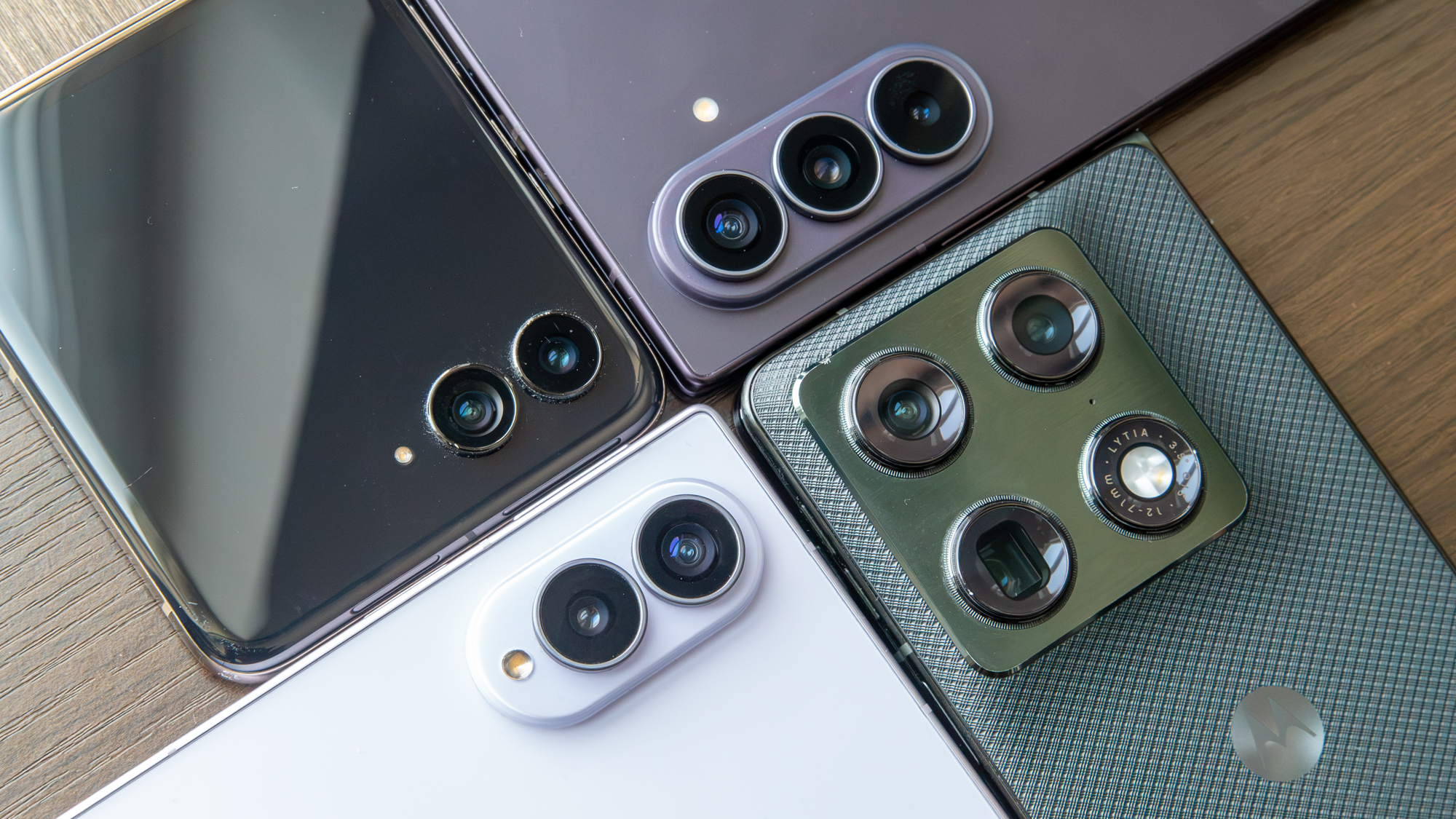 The Galaxy Z Fold 8, Fold 8 Ultra, Razr Ultra 2026, and Razr Fold camera modules