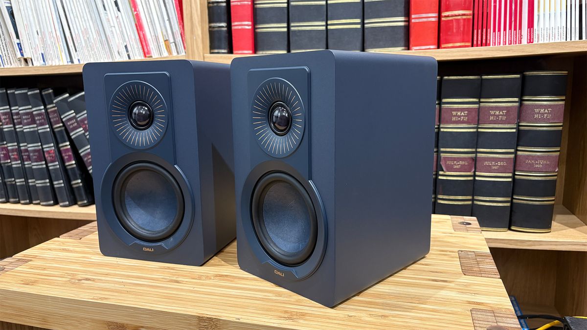 Dali Kupid standmount speakers