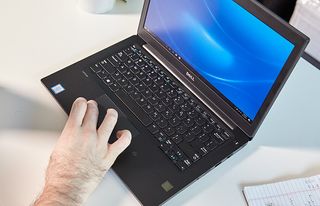 Dell Latitude 7280 Review - Benchmarks and Specs | Laptop Mag