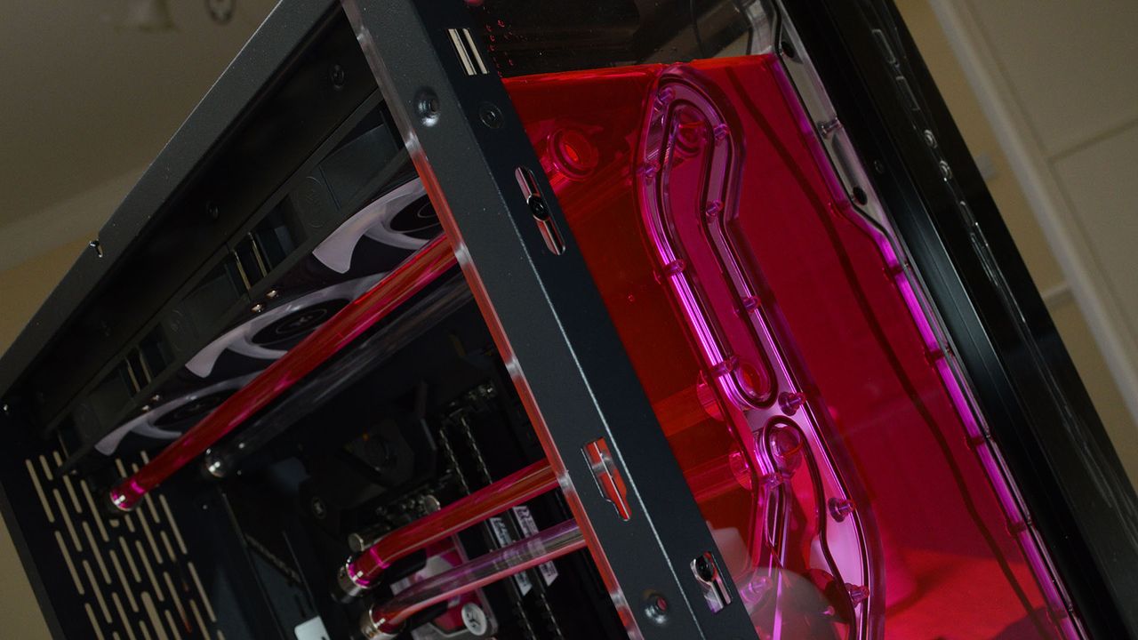 Filling a custom-loop PC with fluid