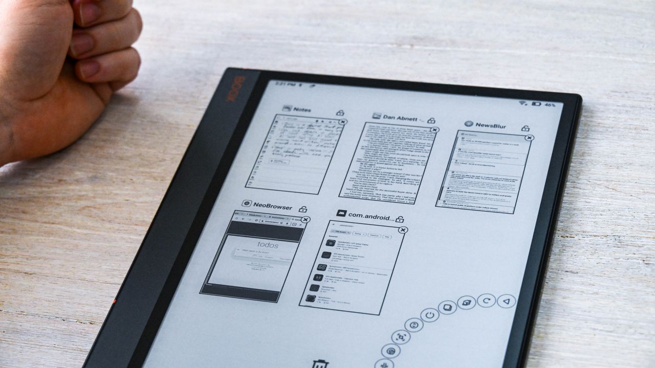 A collection of notebooks within the Onyx Boox Note Air 3