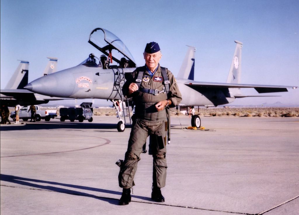 NASA, astronauts and more mourn death of Chuck Yeager, the world's first supersonic pilot