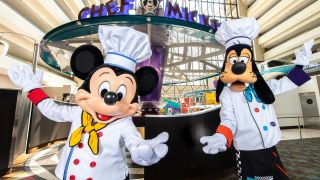 Chef Mickey and Goofy at Chef Mickey&#039;s Restaurant at Walt Disney World