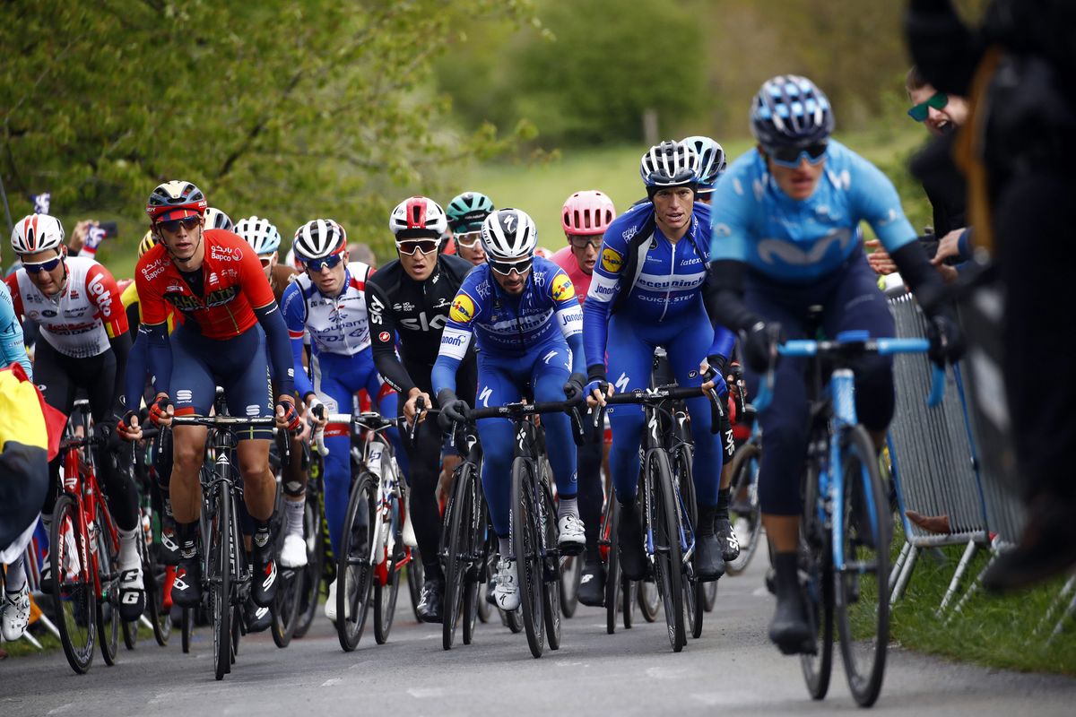 The peloton on La Redoute