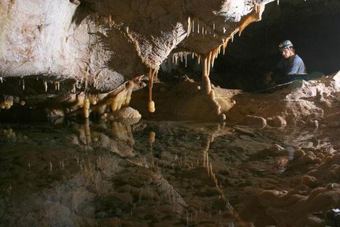 Longest Caves in the World | Amazing Caves, Cave Images | Live Science