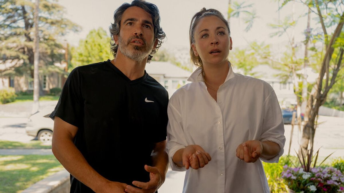 Ava (Kaley Cuoco) and Nathan Bartlett (Chris Messina) in Based on a True Story season 2 