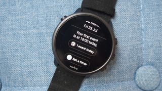 Suunto 7 showing diary events