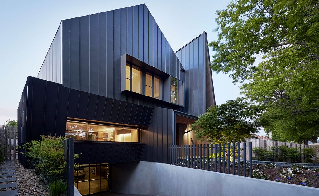 Inside the angular Lake Wendouree house by Inarc Architects | Wallpaper*
