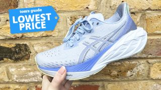 a photo of the Asics Novablast 4