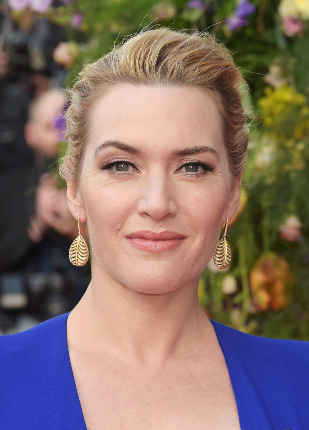 Kate Winslet attends the UK premiere of "A Little Chaos" at ODEON Kensington on April 13, 2015 in London, England
