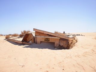 Doug Aitken photo of desert