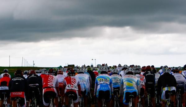 Before zero kilometer, the sky getting dark.