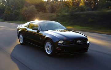 Sports Cars: Ford Mustang GT