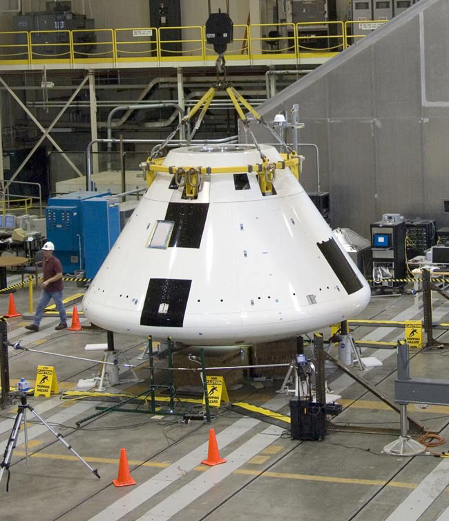 NASA&#039;s Orion Lifeboat Makes Waves for Boeing&#039;s Commercial Spaceship Plan