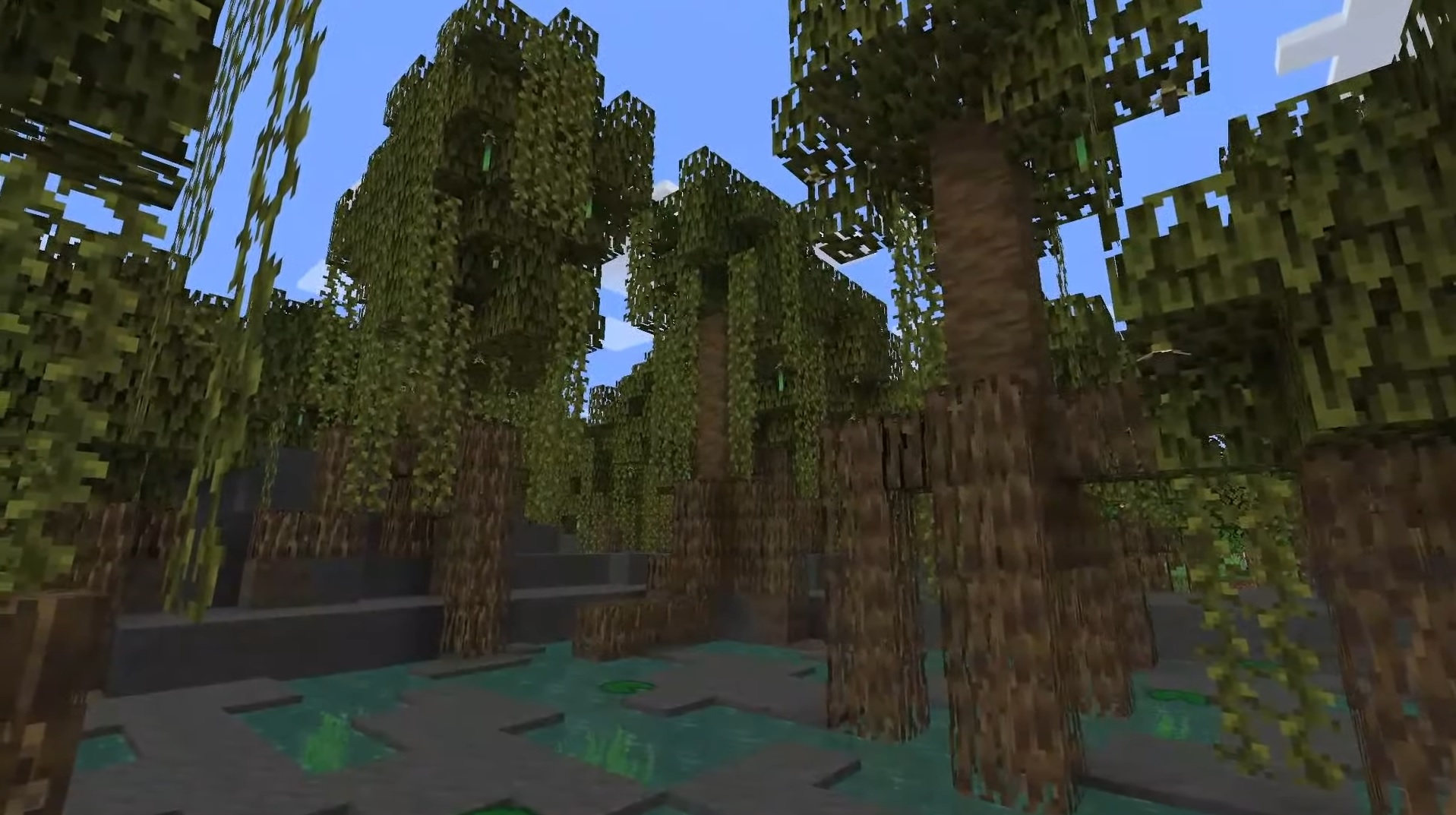 Minecraft Mangroves: How To Find And Plant These Creepy New Trees thumbnail
