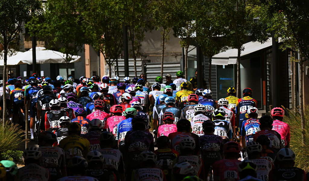 MONZON, SPAIN - AUGUST 30: A general view of the peloton prior to the La Vuelta - 80th Tour of Spain 2025, Stage 8 a 163.5km stage from Monzon Templario to Zaragoza / #UCIWT / on August 30, 2025 in Monzon, Spain. (Photo by Tim de Waele/Getty Images)