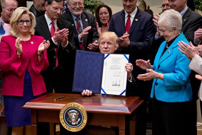 Trump signs executive orders nullifying Obama climate rules