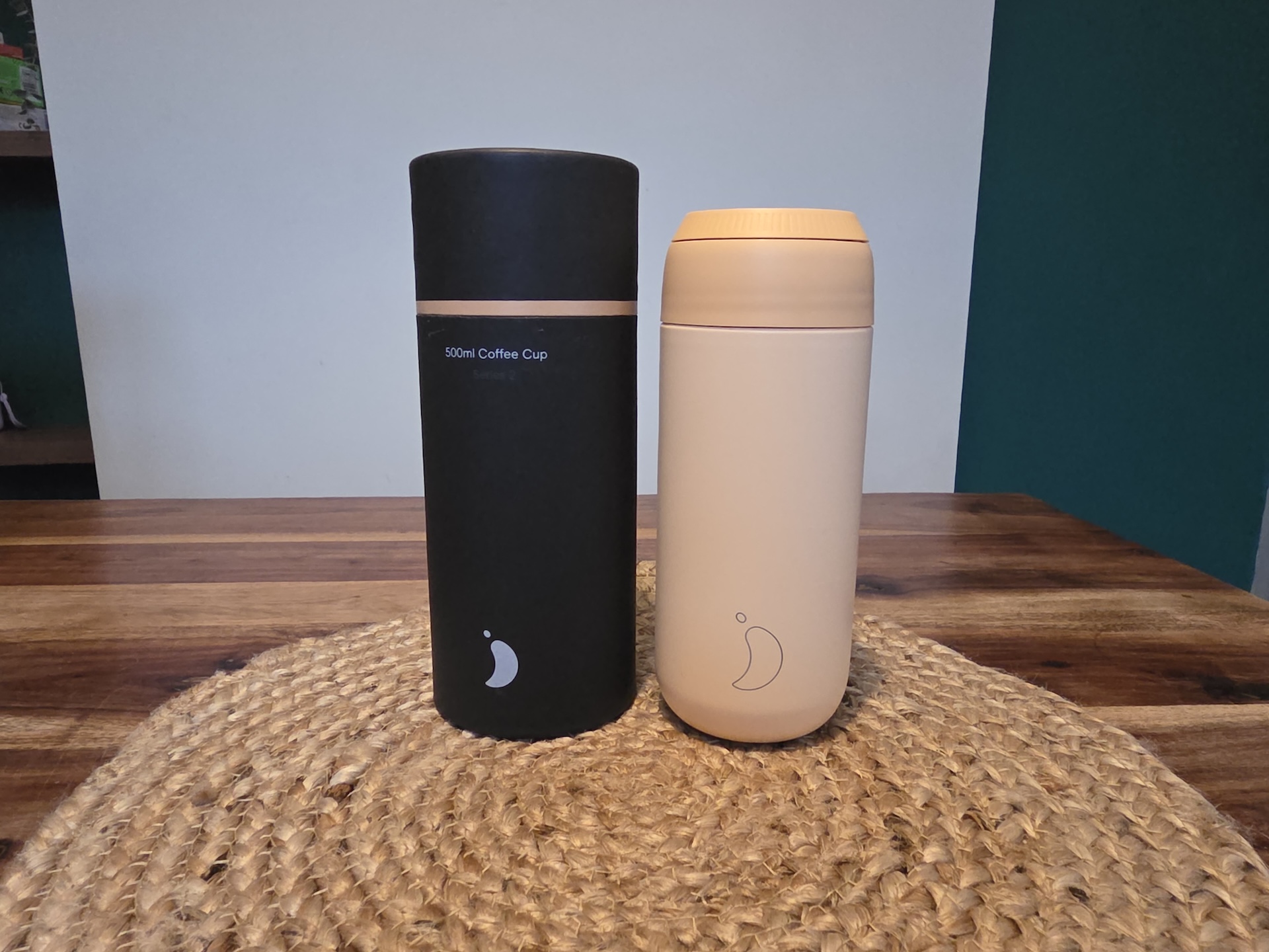 Chillys travel cup series 2 on a table