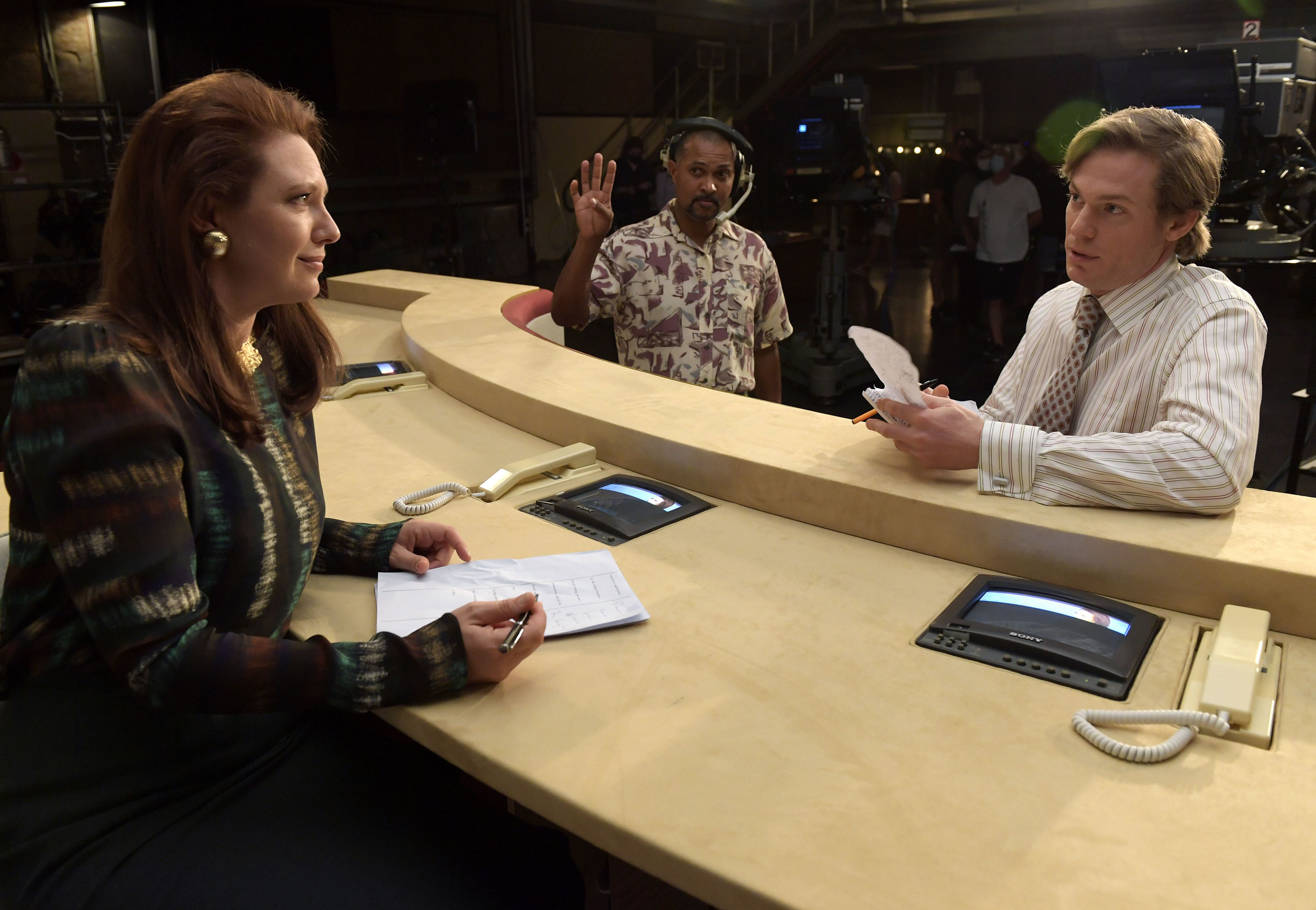 TV tonight Anna Torv and Sam Reid star.