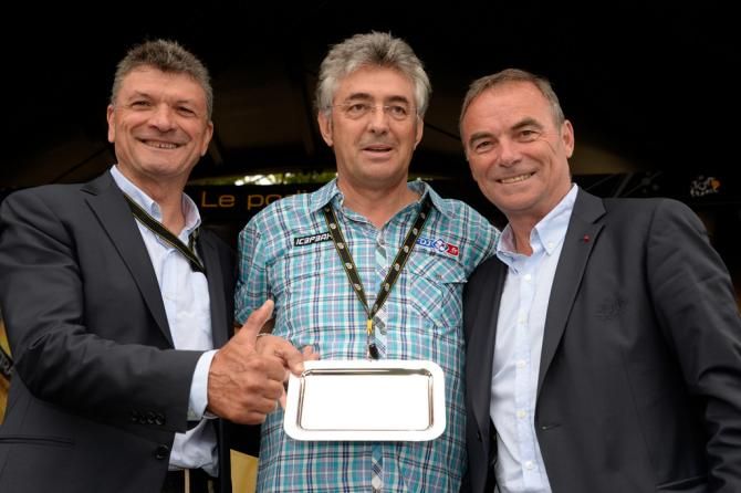 Marc Madiot honored this morning at the start village for his many appearances in the Tour de France