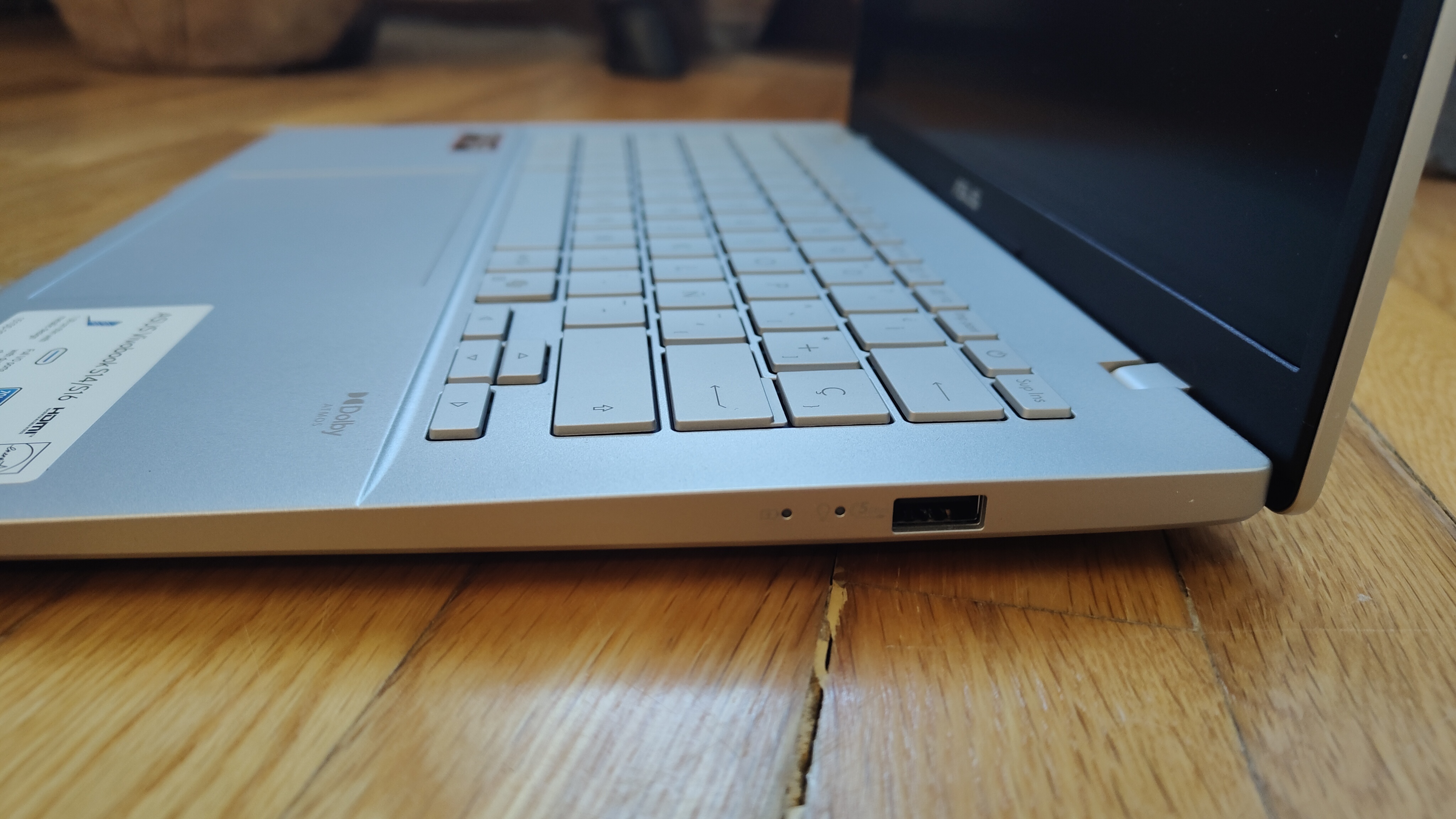 Asus Vivobook S14