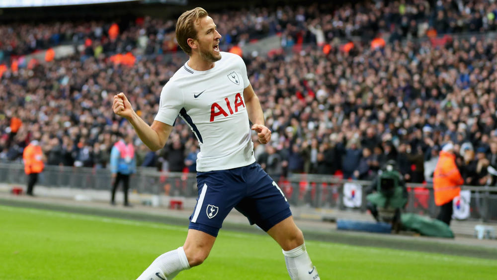 Tottenham Hotspur on X: FULL-TIME: A hat-trick for record breaker @HKane  and strikes apiece from @dele_official and Sonny seal a fine win  @wembleystadium. #COYS  / X