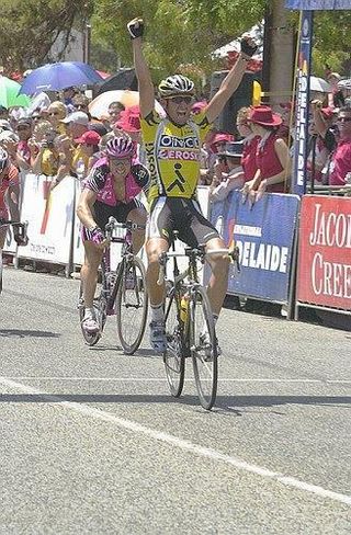 Giampaolo Caruso (ONCE) wins the stage into Willunga