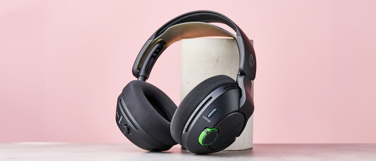 If you love bass as much as I do, you’ll adore Skullcandy’s new gaming headset — but it comes at a hefty cost