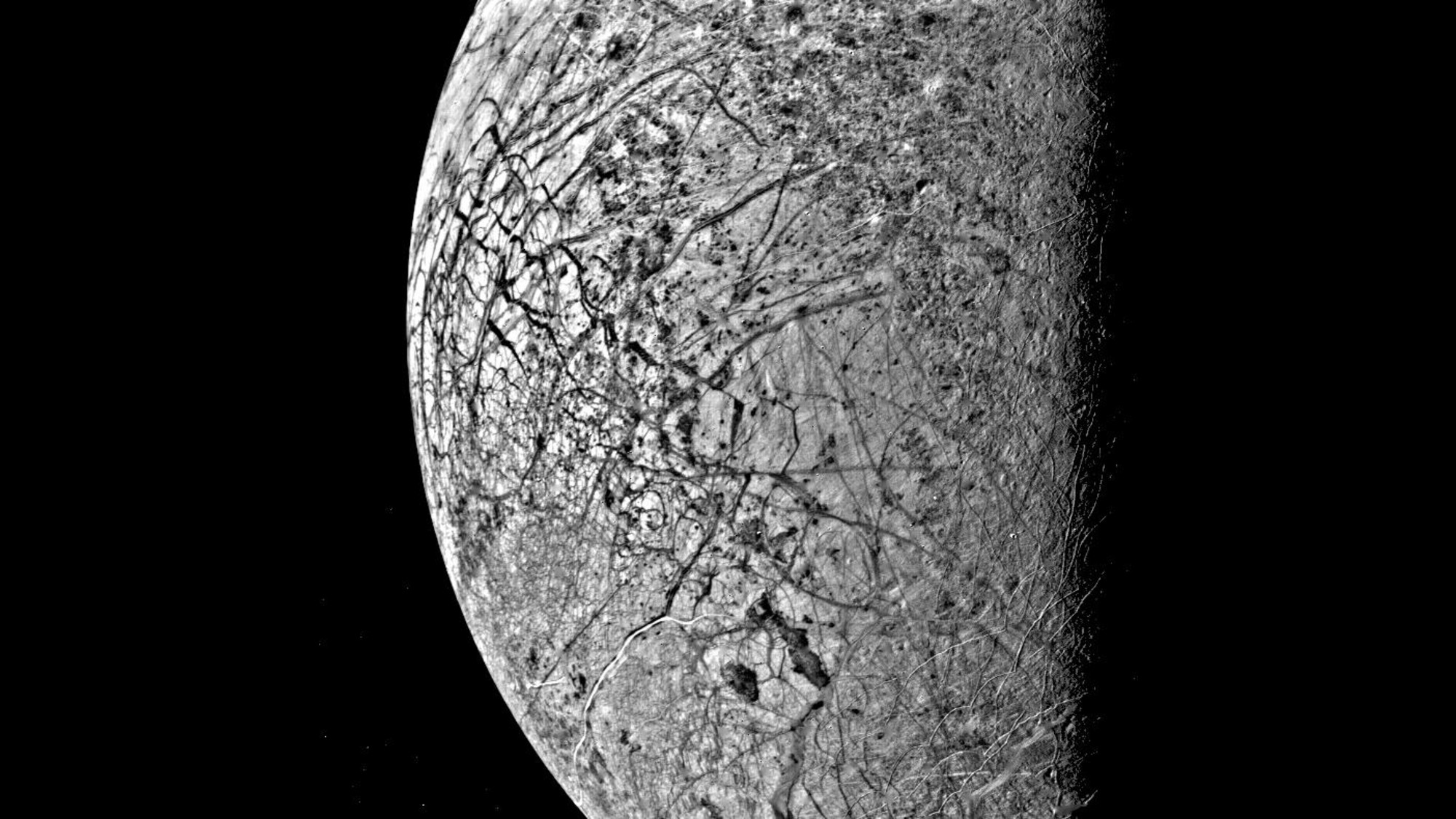 NASA figured out how to keep its 48-year-old Voyager 2 probe running for yet another year NASA figured out how to keep its 48-year-old Voyager 2 probe running for yet another year