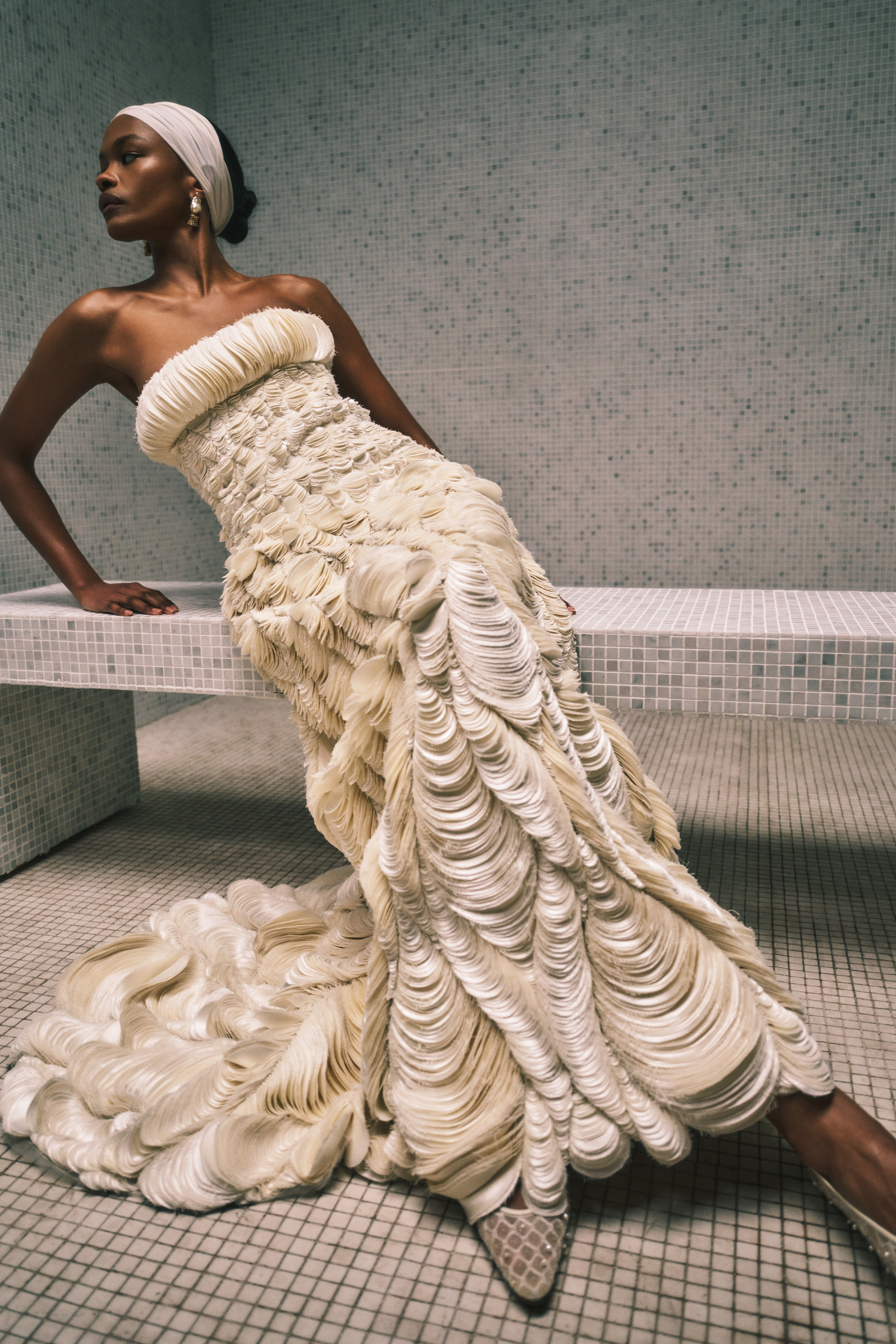 Photo ofDanielle Frankel wedding dress.