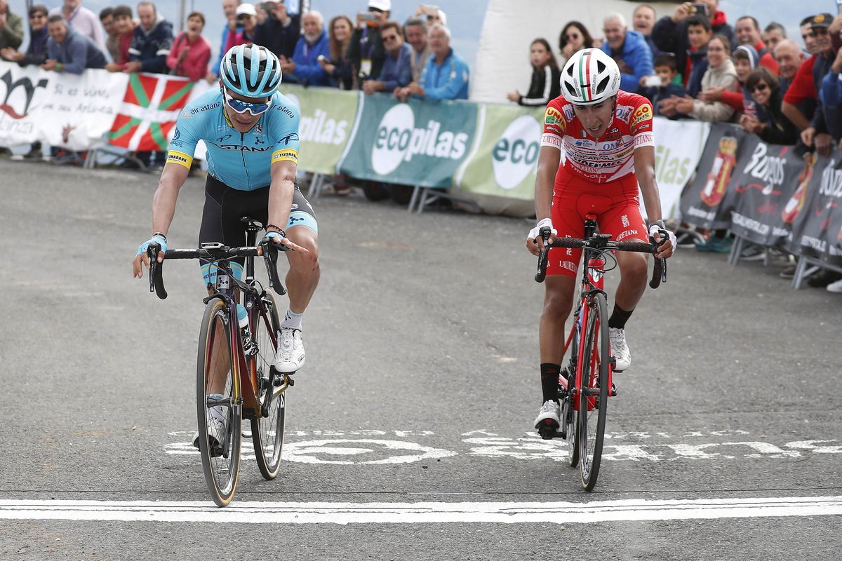 Miguel Angel Lopez (Astana) edges out Ivan Sosa (Androni Giocattoli)