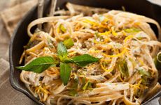 Linguine with creamy lemon and mint dressing