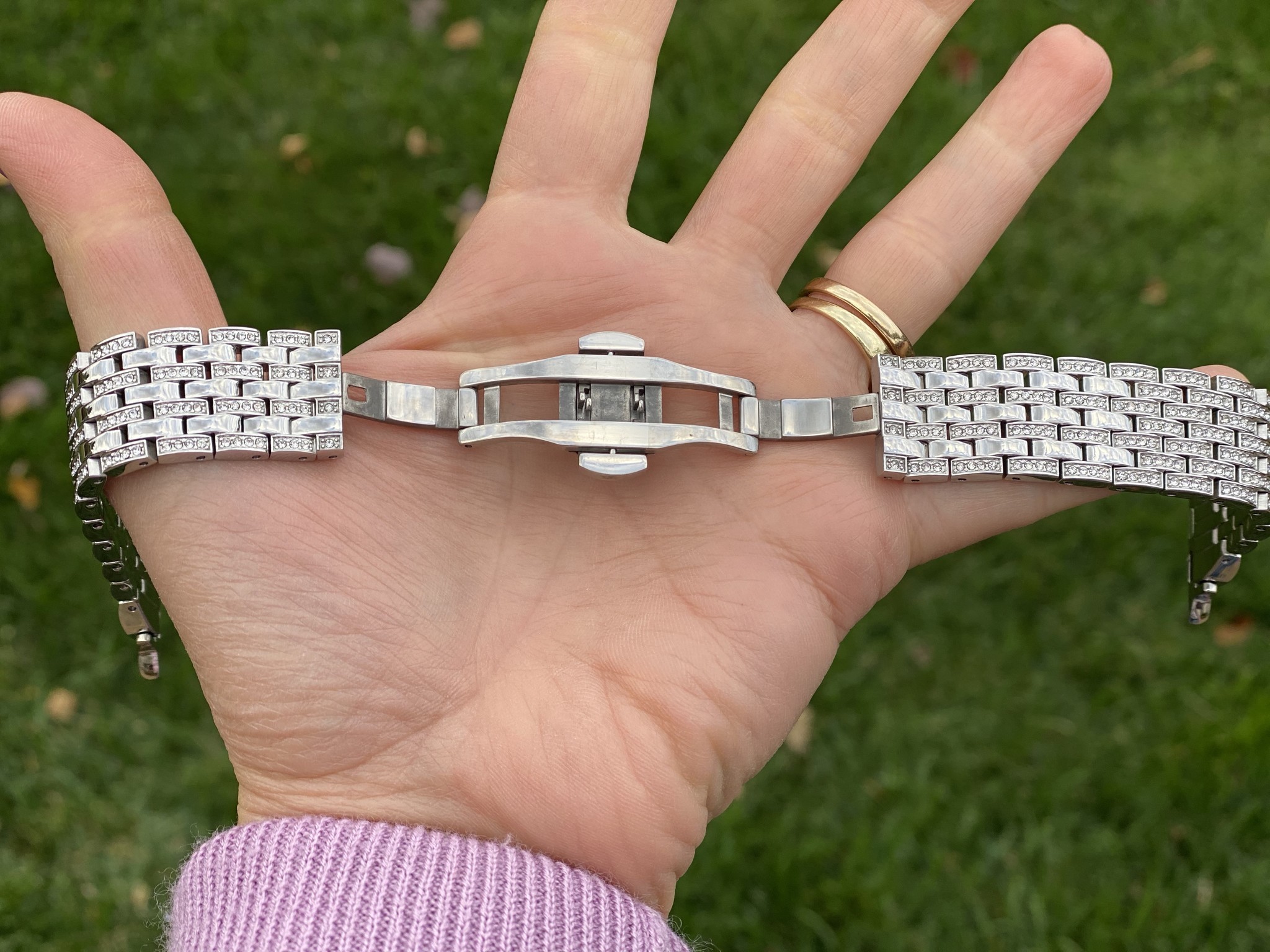 Wearlizer Crystal Rhinestone Apple Watch Band