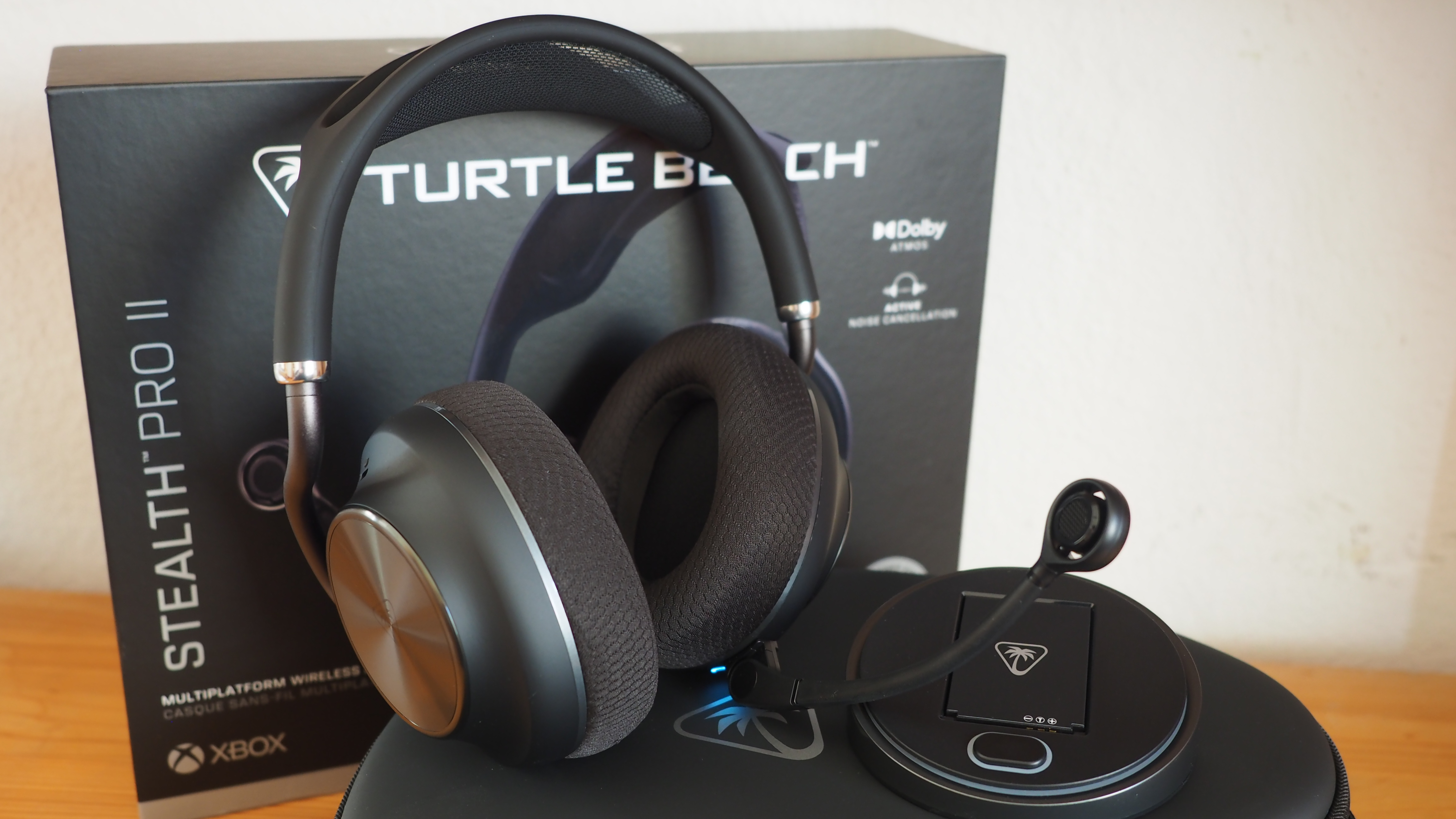 Turtle Beach Stealth Pro II, headset photographs
