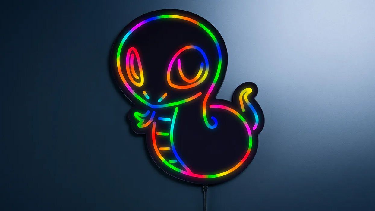 Razer Sneki Snek Wall Light