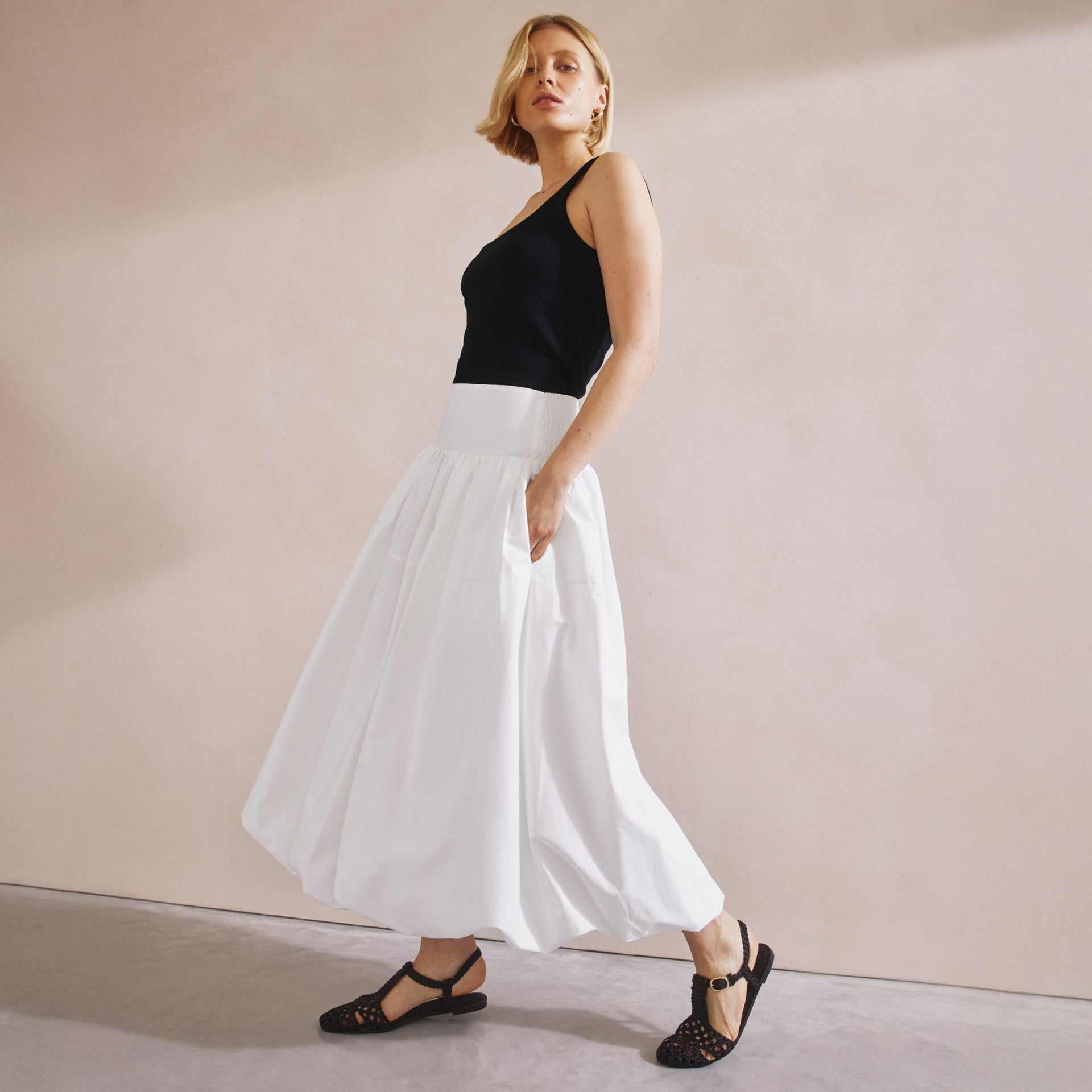 White Puffball Skirt - White / 8