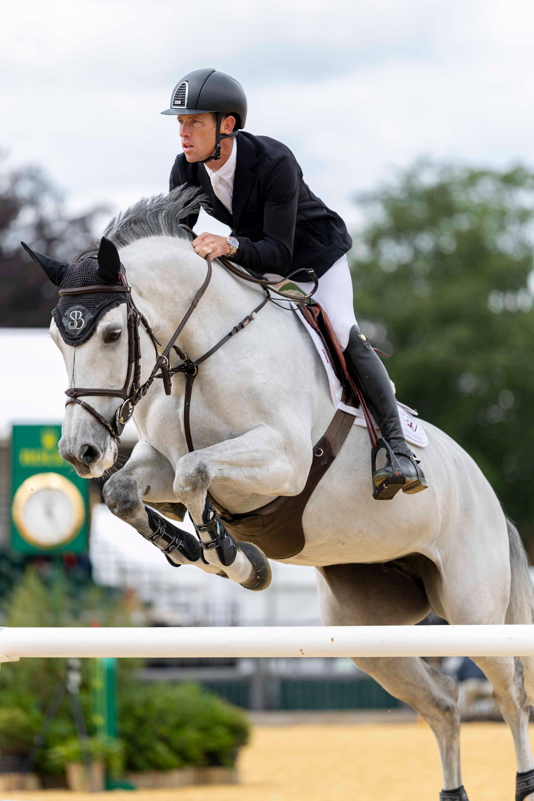 Scott Brash on Hello Mango clearing a jump