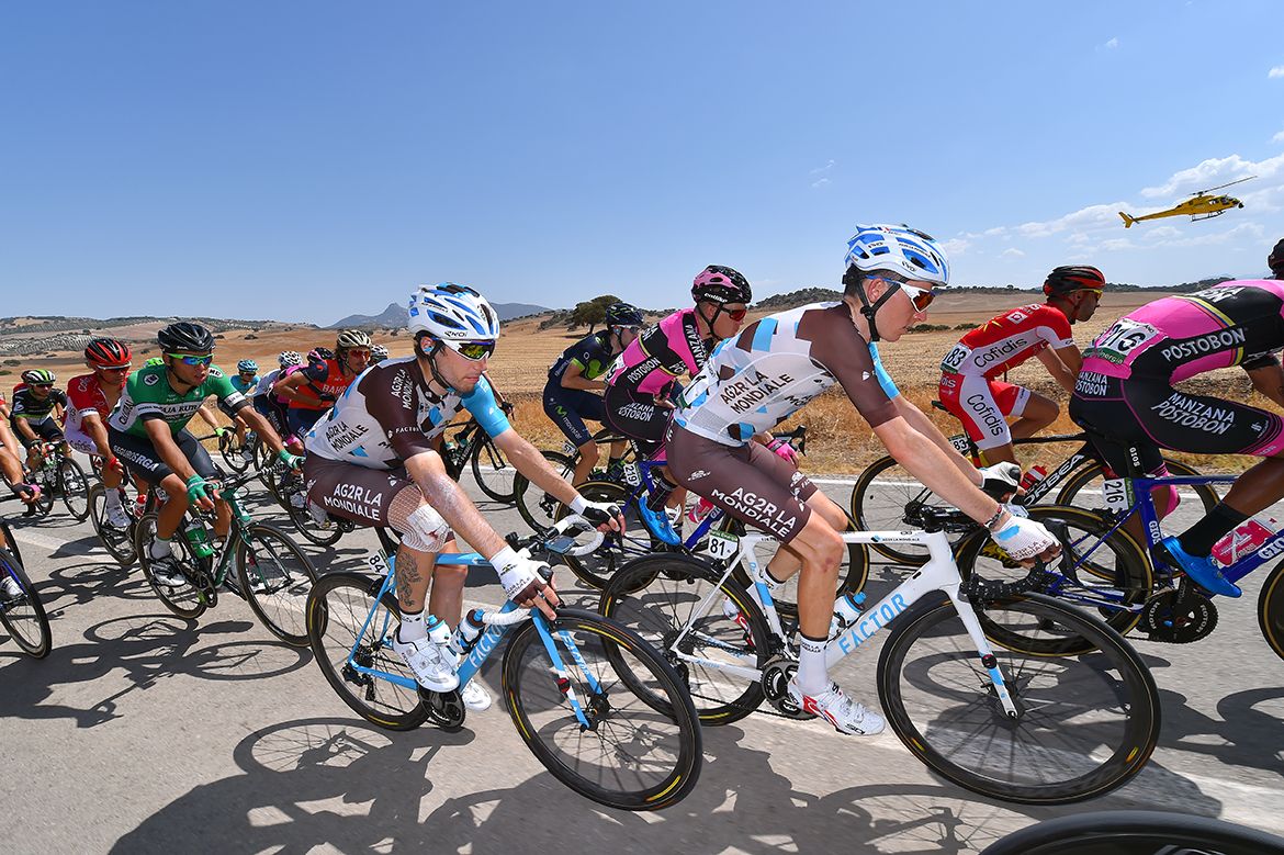 Romain Bardet in the peloton