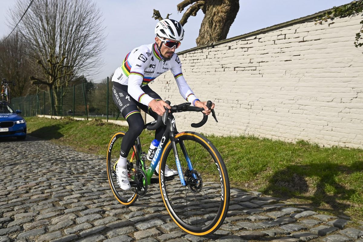 Omloop Het Nieuwsblad 2021 75h Edition Training Flanders Classics 25022021 Julian Alaphilippe FRA Deceuninck QuickStep photo Nico VereeckenPNBettiniPhoto2021