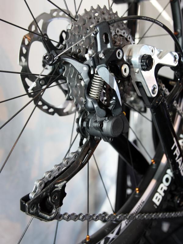 The Shadow Plus feature on Shimano's latest XTR rear derailleur variant adds only 30g to the regular version while still retaining the low-profile layout.