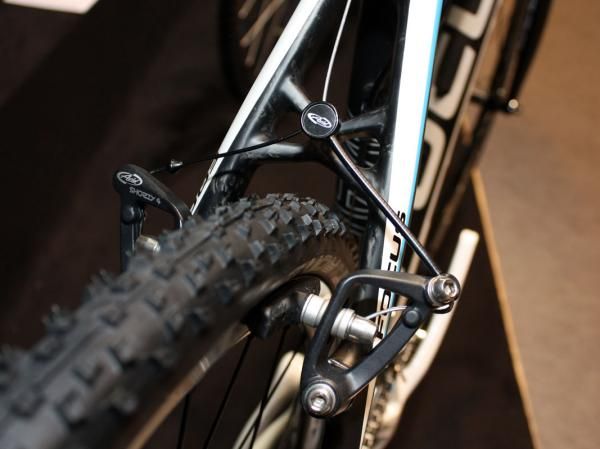 Mud clearance on the Mares CX frame is very generous up top.