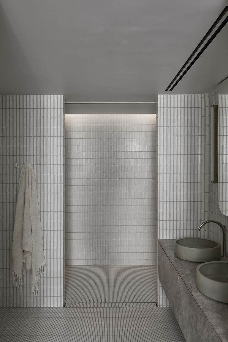 Bathroom partition ideas – 10 ways to create zones | Livingetc