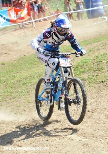Rachel Atherton (Commencal)