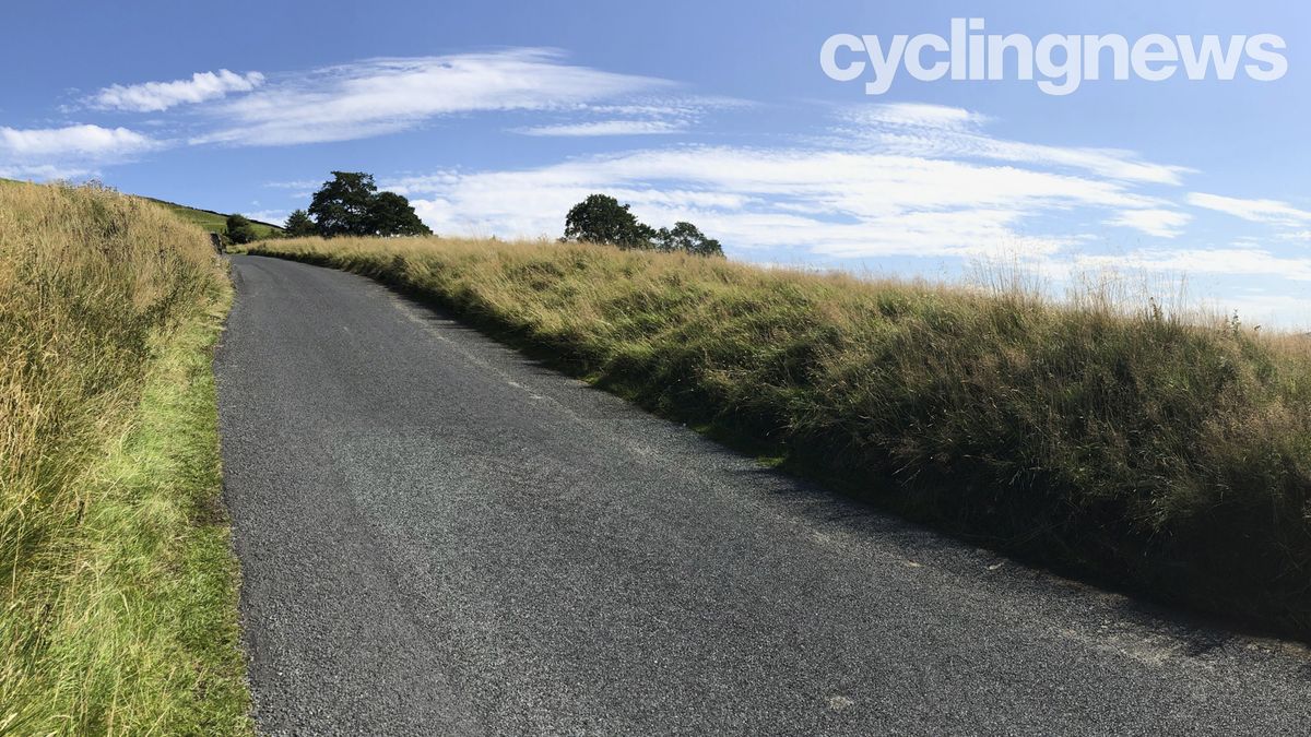 Lofthouse Climb - looking up